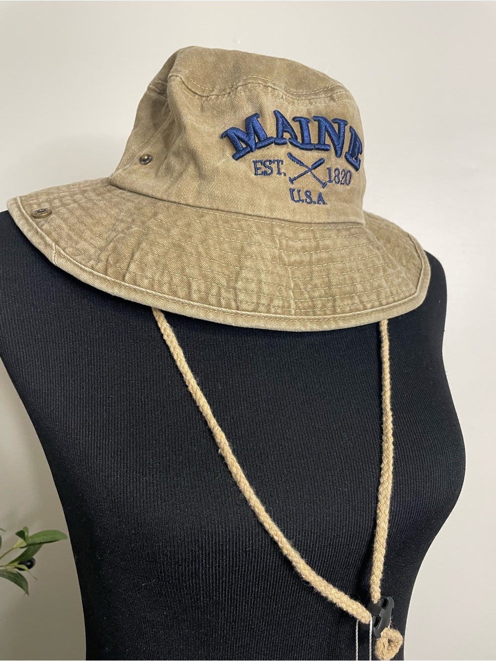 Maine Bucket Hat